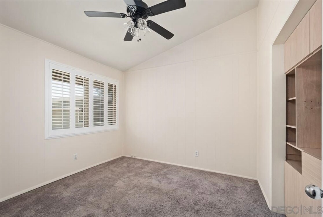 Building Photo - 5296 Manhasset Dr
