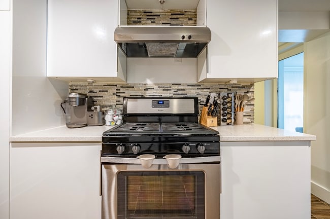 Building Photo - 1399 N Druid Hills Rd