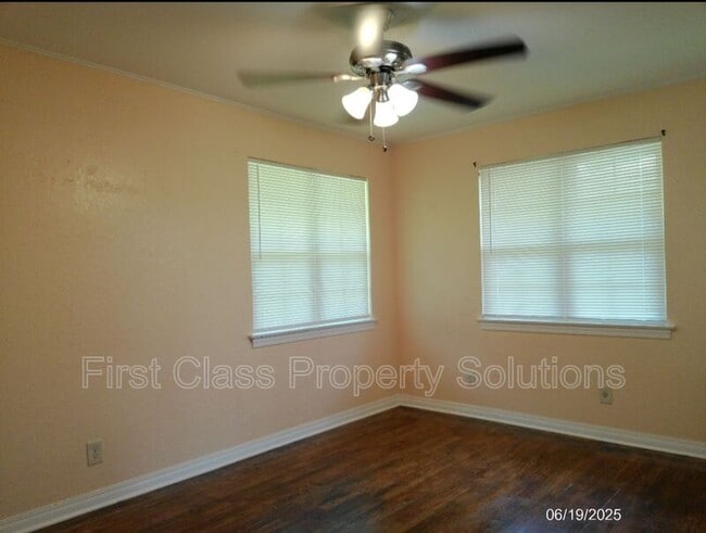 Building Photo - 2312 N Meridian Ave