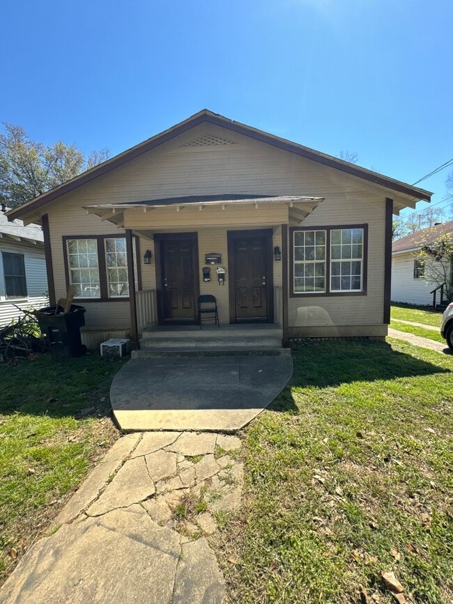Primary Photo - "Like New" Home In Bossier