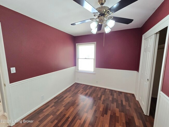 Building Photo - 3932 Kennison Ave