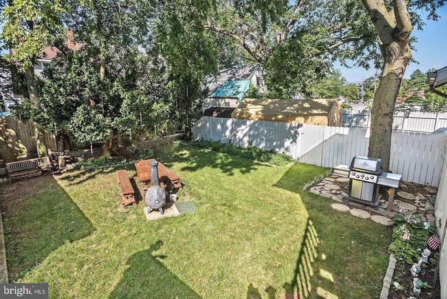 Building Photo - 3720 Drexel Ave