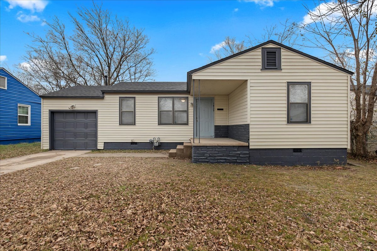 Building Photo - 1439 N Olympia Ave