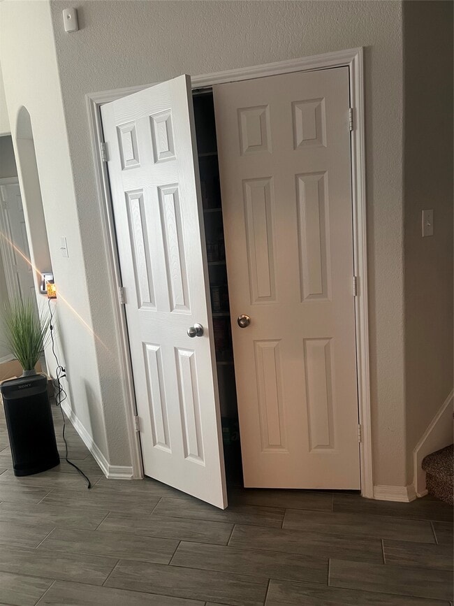 Building Photo - 12662 Barclay Ter Dr