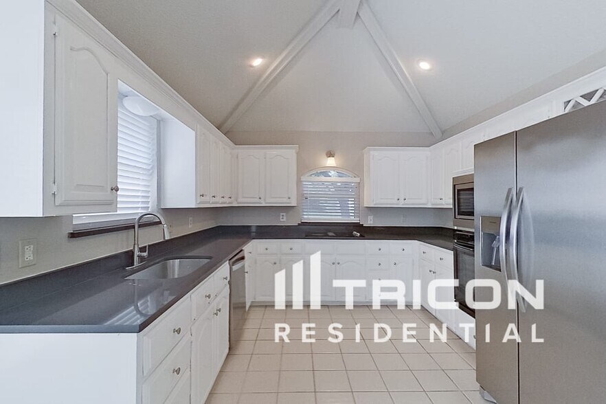 Building Photo - 2065 Mossberg Dr