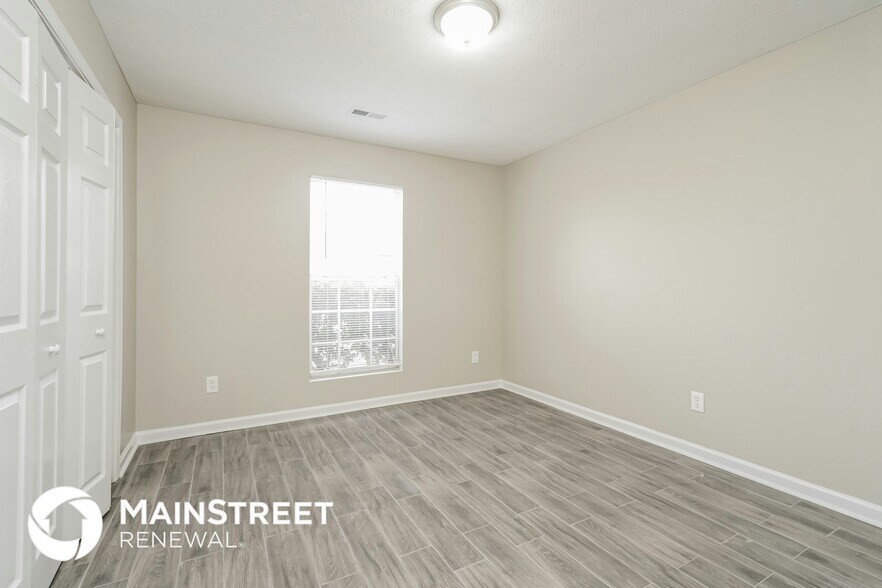 Building Photo - 145 Fairclift Dr