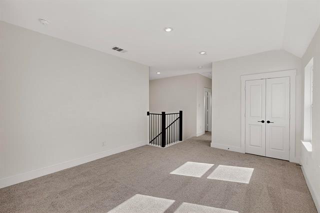 Building Photo - 1813 Summer Aura