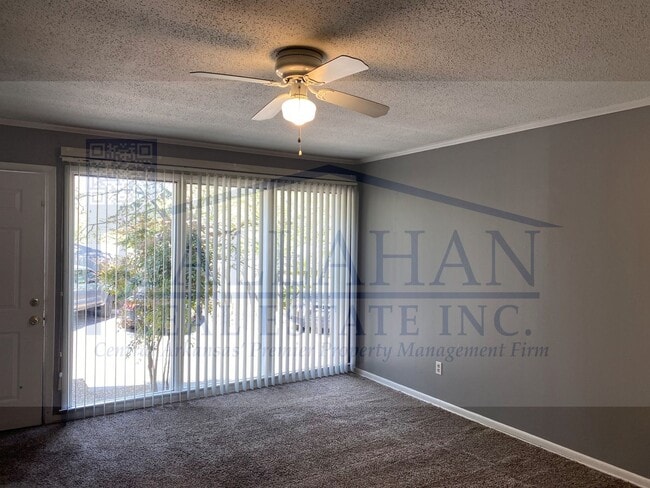 Building Photo - Midtown 1 Bedroom Condo