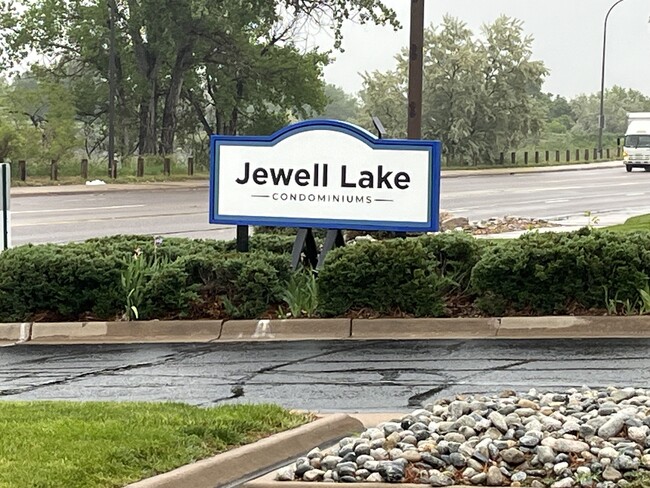 Building Photo - 10540 W Jewell Ave