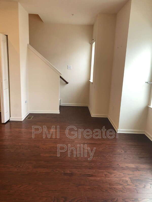 Building Photo - 106 Mercer Ct