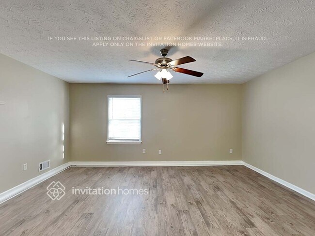 Building Photo - 106 Longview Rd