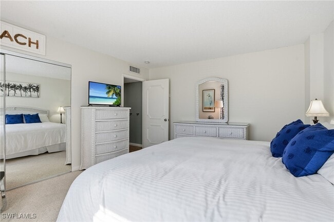 Building Photo - 5 Bluebill Ave