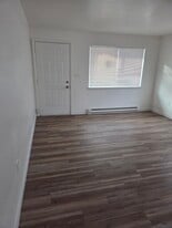 Building Photo - 1112 McKinley Ave