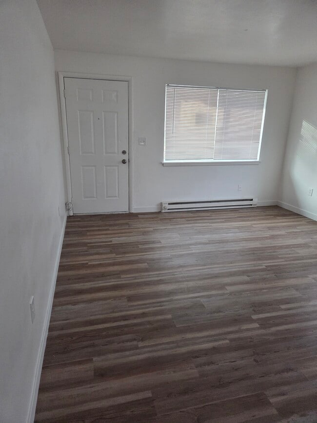 Building Photo - 1112 McKinley Ave