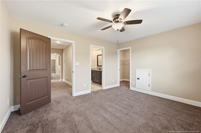 Building Photo - 206 Leland Ln