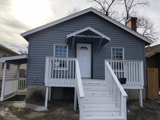 Building Photo - 1312 8th St