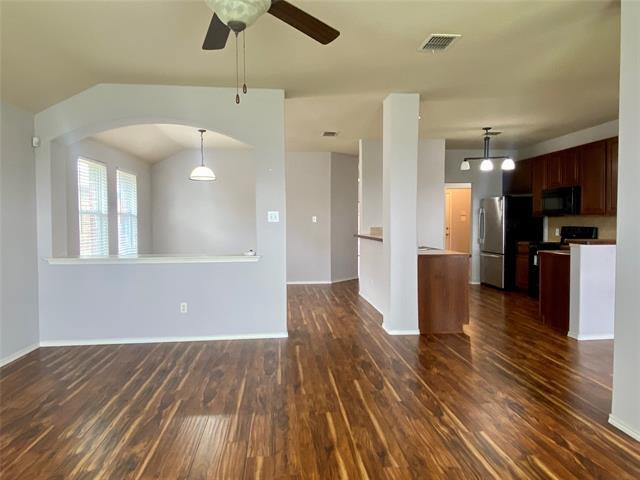 Building Photo - 150 Briar Grove Dr