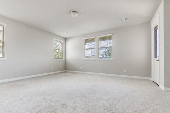 Building Photo - 9455 Towne Lake Pkwy