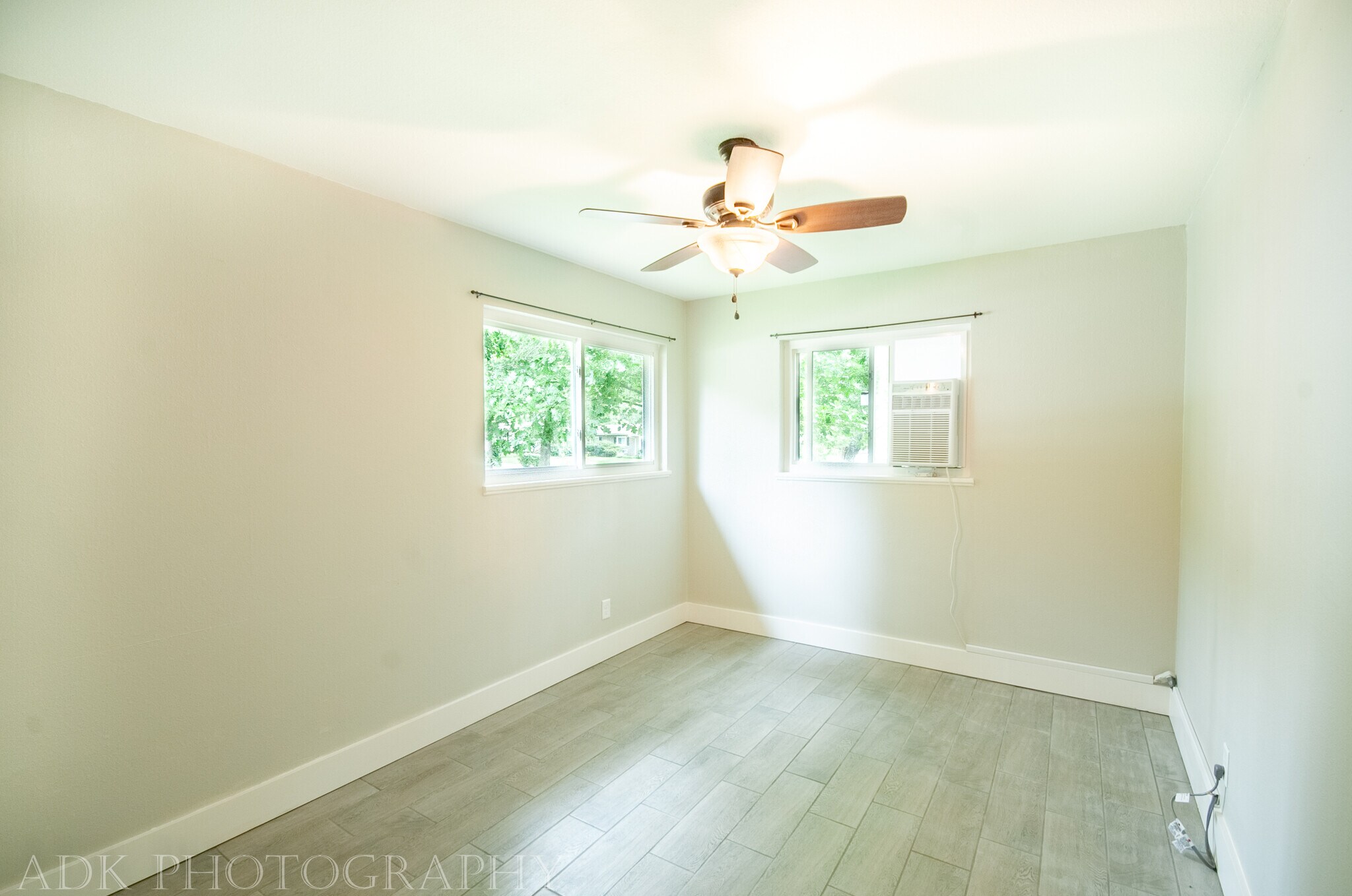 Building Photo - 113 E Bertha St