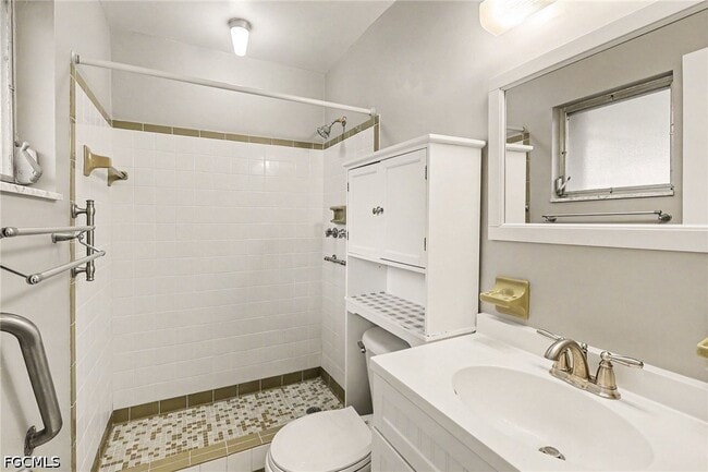 Building Photo - 5403 Baylor Dr