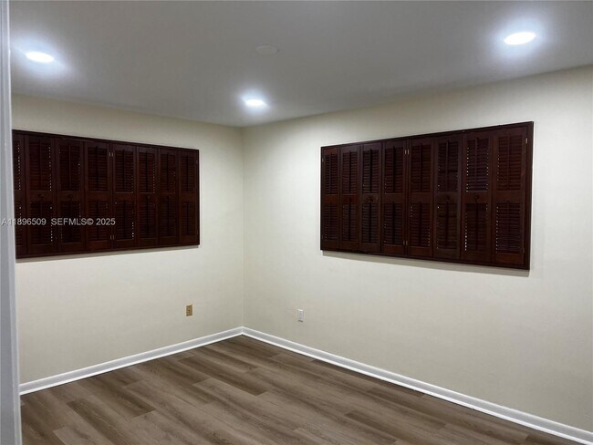 Building Photo - 7751 SW 131st St