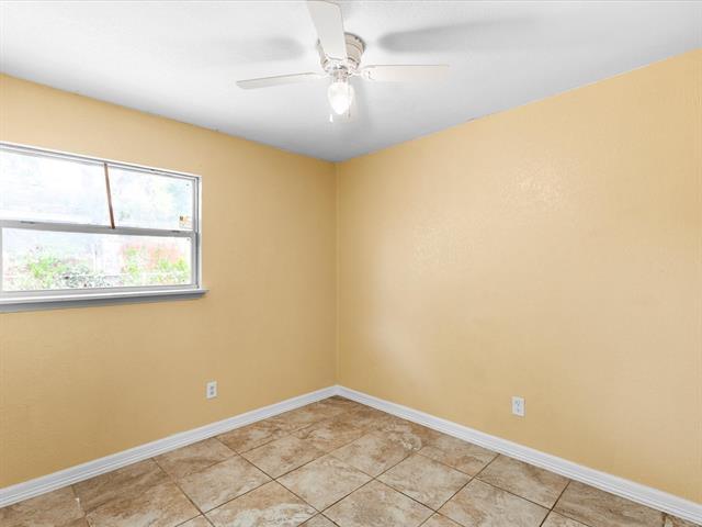Building Photo - 1175 Debbie Dr