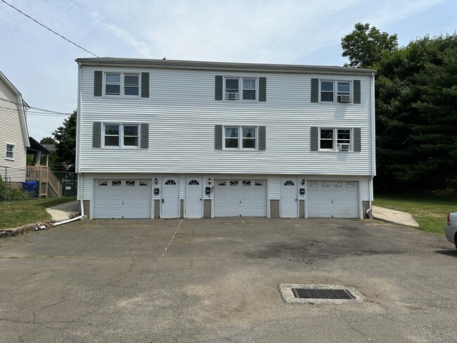 Primary Photo - 48 Claremont Ave