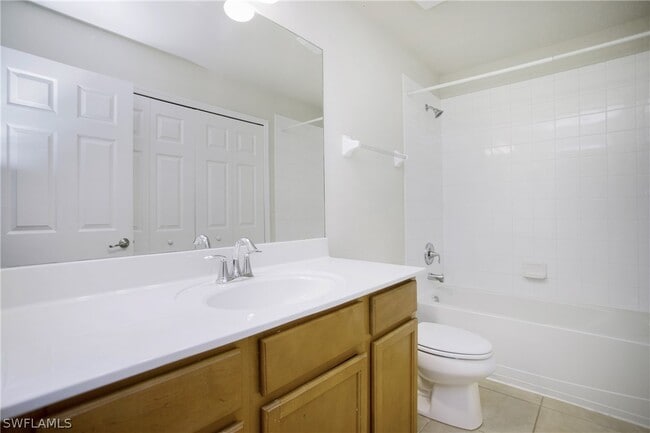 Building Photo - 9089 Gervais Cir