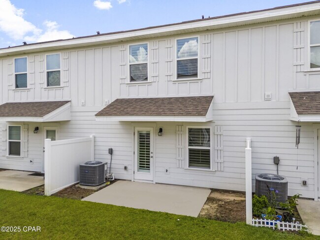 Building Photo - 1632 Caleigh Ct
