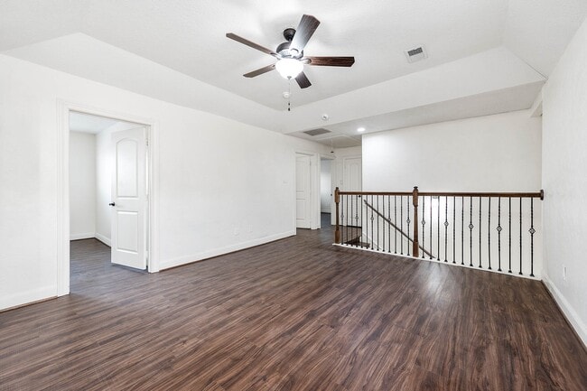 Building Photo - 18909 Walden Forest Dr