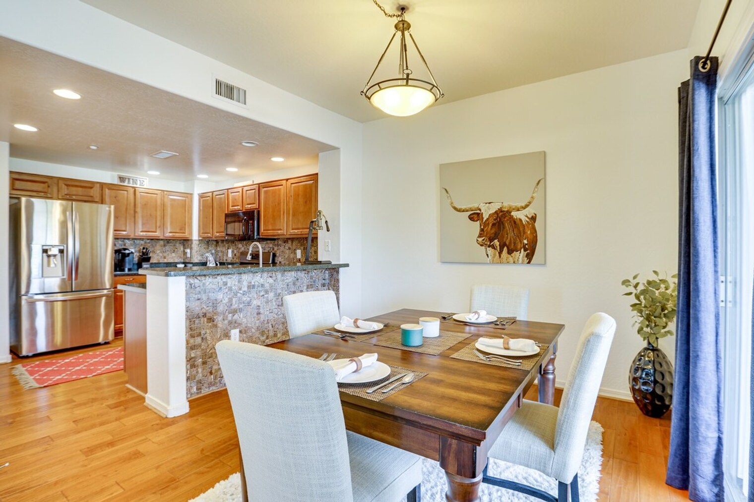 Building Photo - 33550 N Dove Lakes Dr