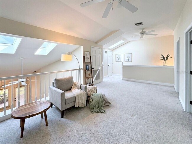 Building Photo - 13634 Lake Point Dr S