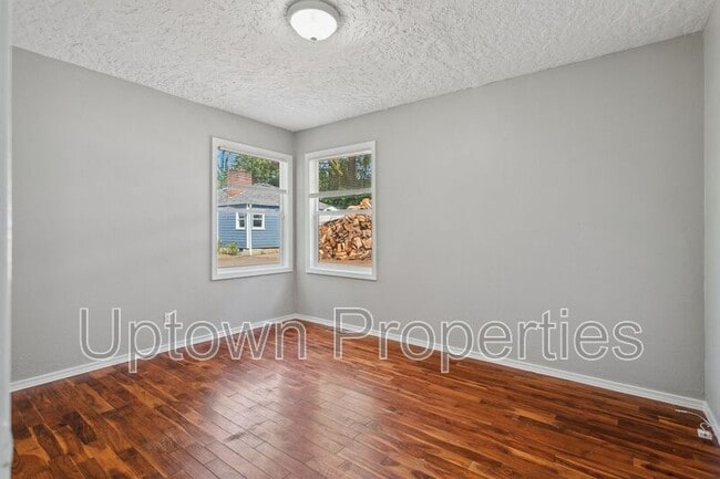 Building Photo - 11551 SW 64th Ave
