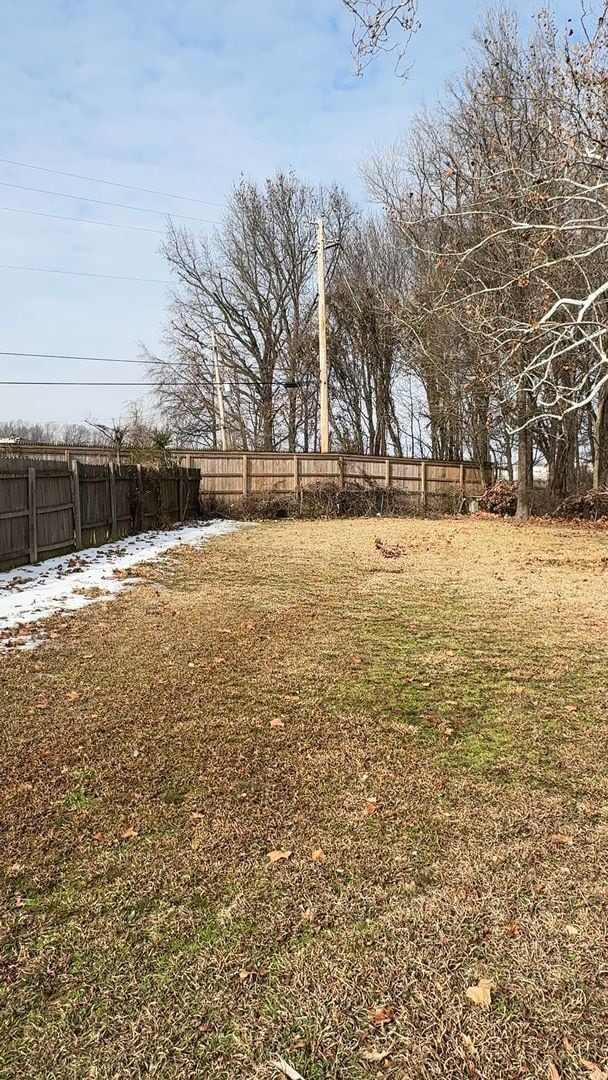 Building Photo - Spacious 3BR/2BA Duplex with Large Backyard – Memphis