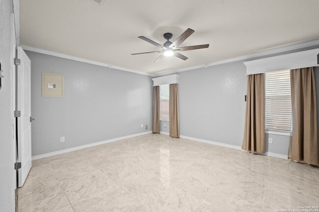 Building Photo - 6739 Tezel Bend