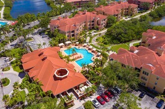 Building Photo - 2724 Via Murano