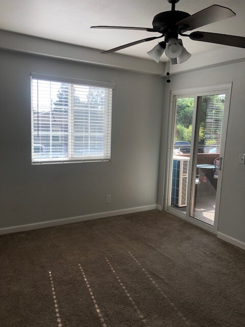 Building Photo - 2507 E 15th St