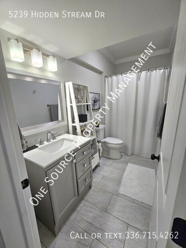 Building Photo - 5239 Hidden Stream Dr