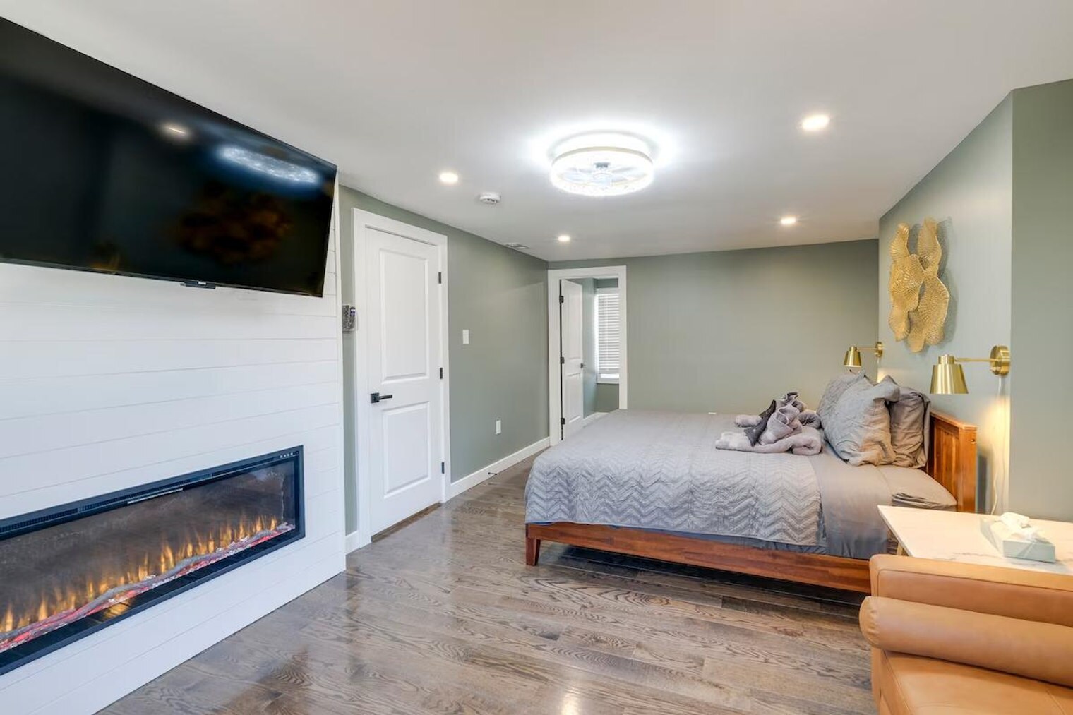 Building Photo - 500 Shelfar Pl