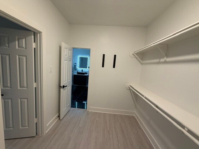 Building Photo - 38 Aria Ln