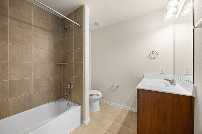 Building Photo - 5617 Evanston Ln