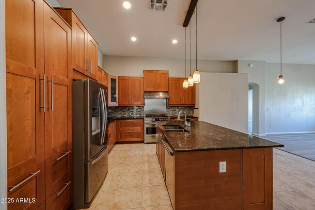 Building Photo - 3840 E Campbell Ave