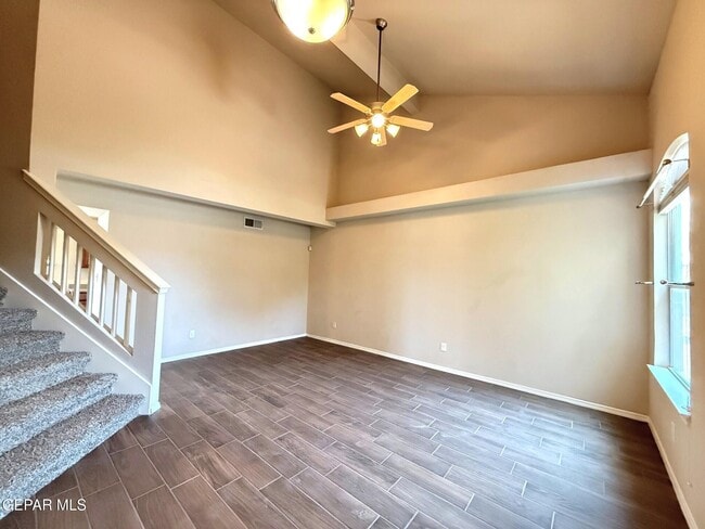 Building Photo - 6305 Rosa Gandara Pl
