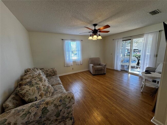 Building Photo - 1218 Pompano Ln