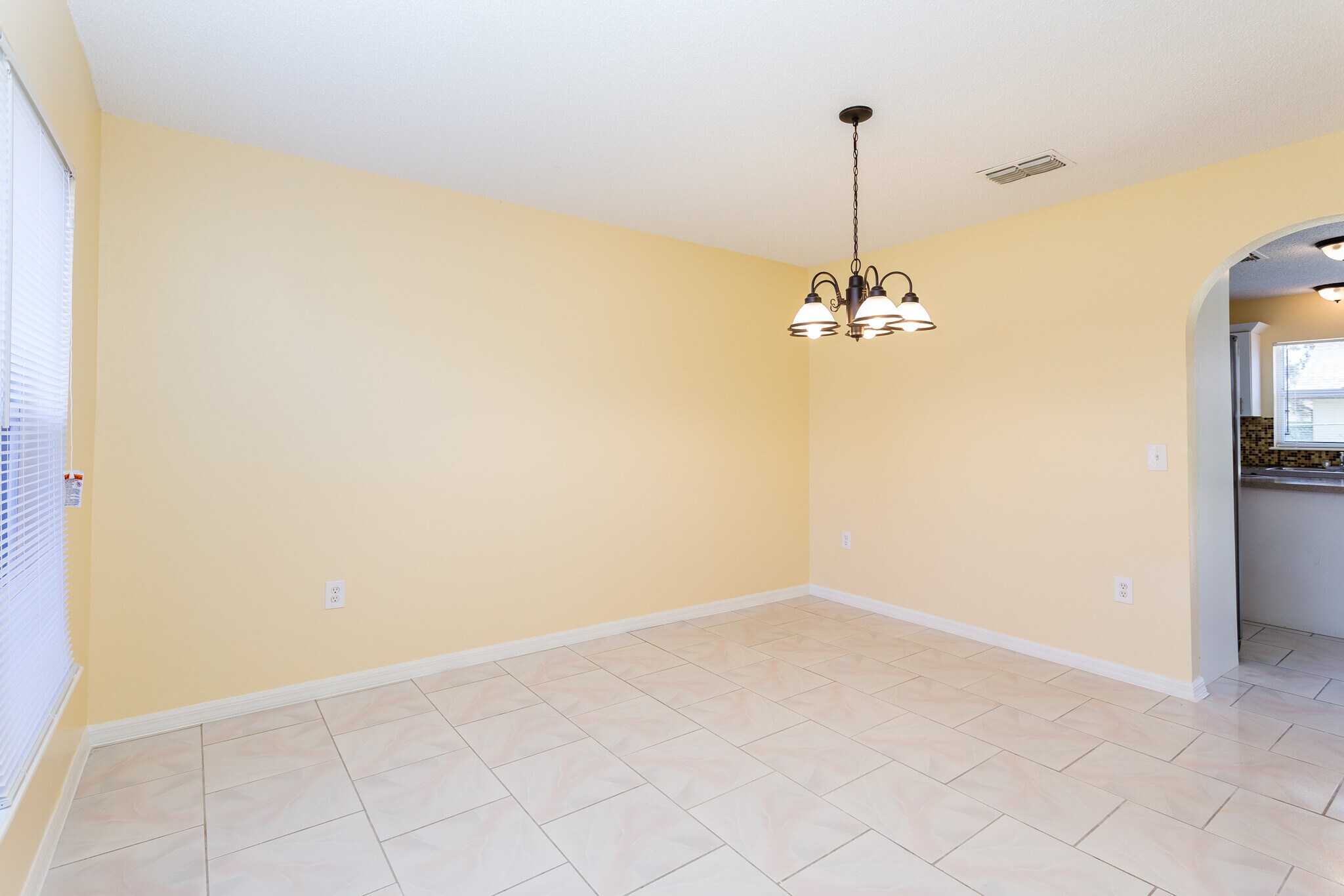 Building Photo - 616 Floridian Dr
