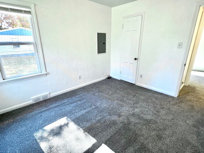 Building Photo - 1109 Turner Ave
