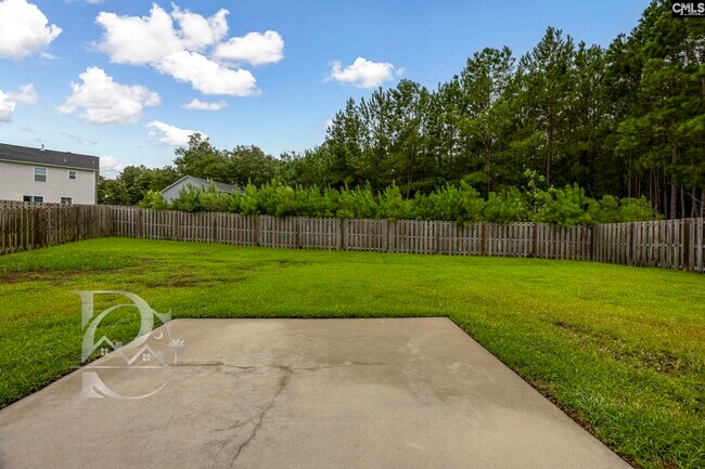 Building Photo - 122 Drummond Wy