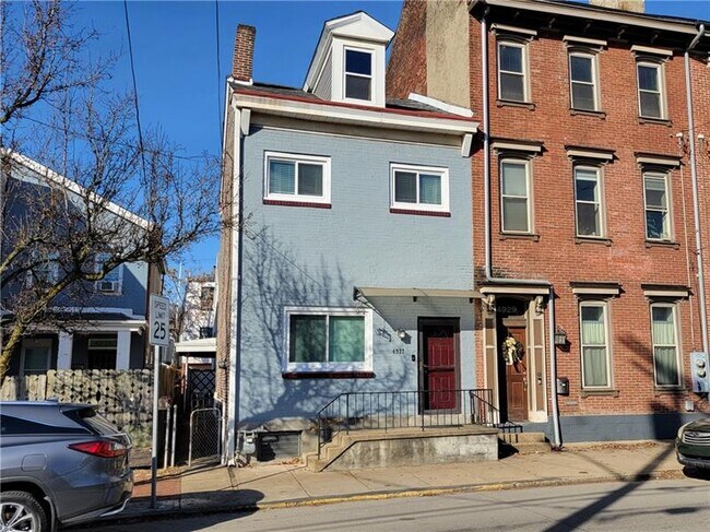 Building Photo - 4927 Butler St