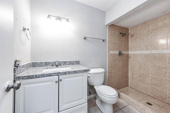 Building Photo - 17611 Poppy Trails Ln