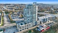 Building Photo - 400 Riverboat Row